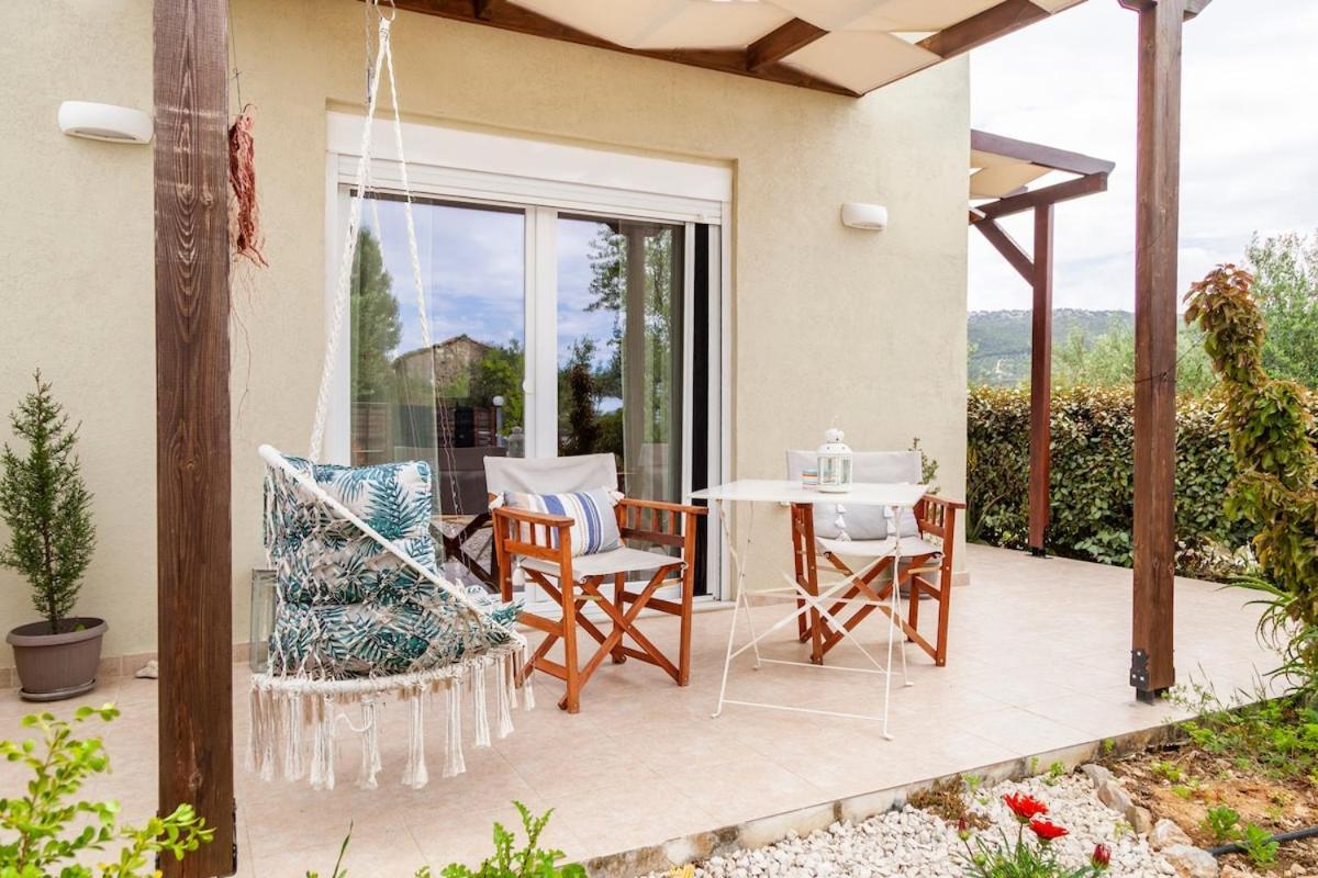 Meliterra Villa Gialova Exterior foto